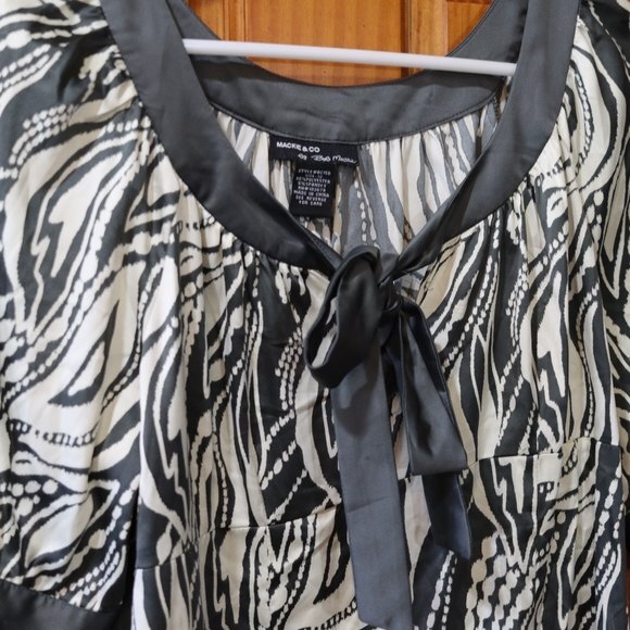 Bob Mackie Gray Cream Floral Top Pussycat Bow 12 Elegant Vintage Statement - Picture 6 of 10